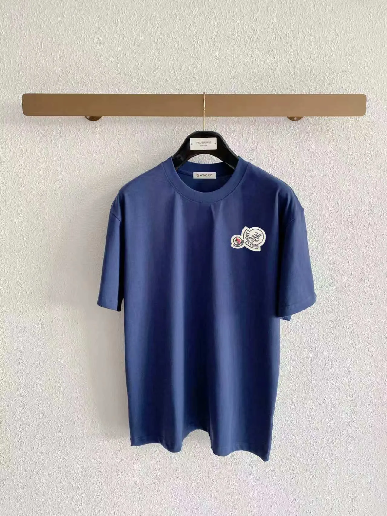 Moncle/ * ， Classic New Arrival ， ， ， ， T Same Style。 :Black White Blue Gray Size:S（90-130 ） M（125-140 ） L（135-160 ） XL（160-180 ） XXL（180-210 ）